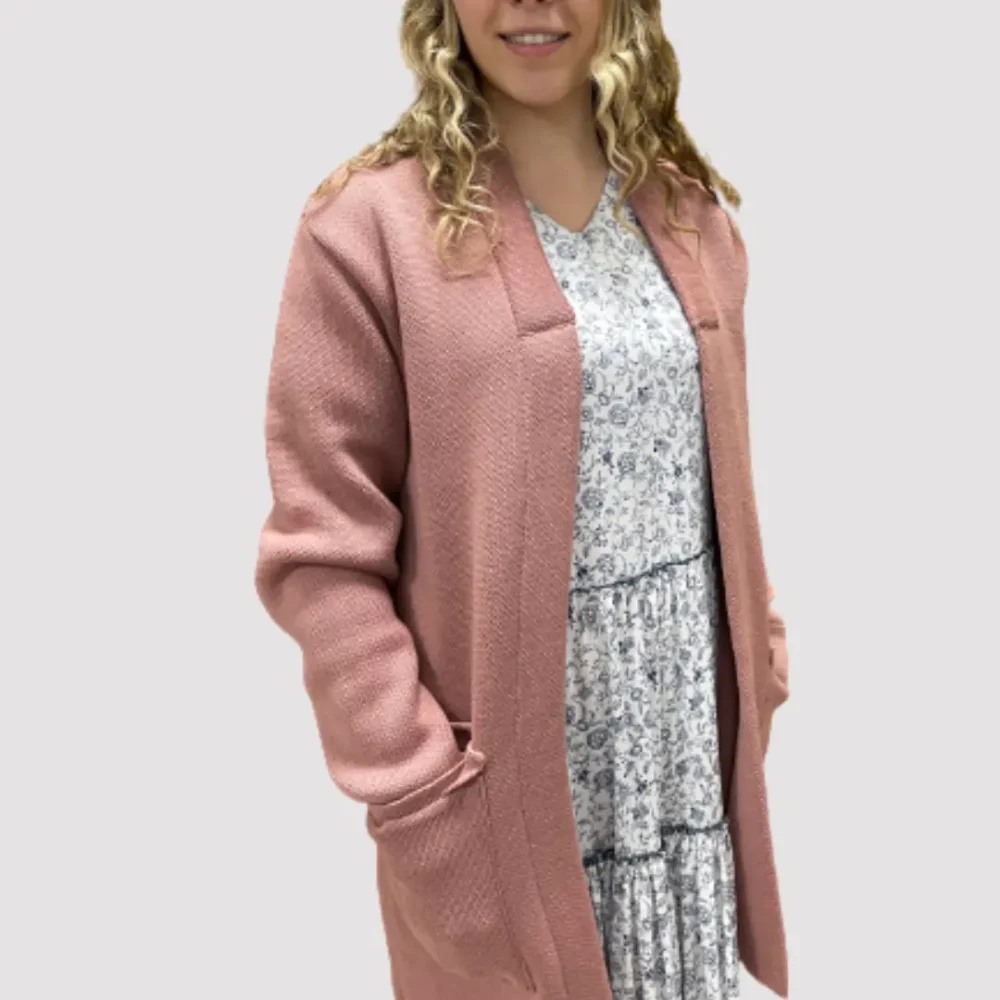Merino vilnos rožinis megztukas – švarkas