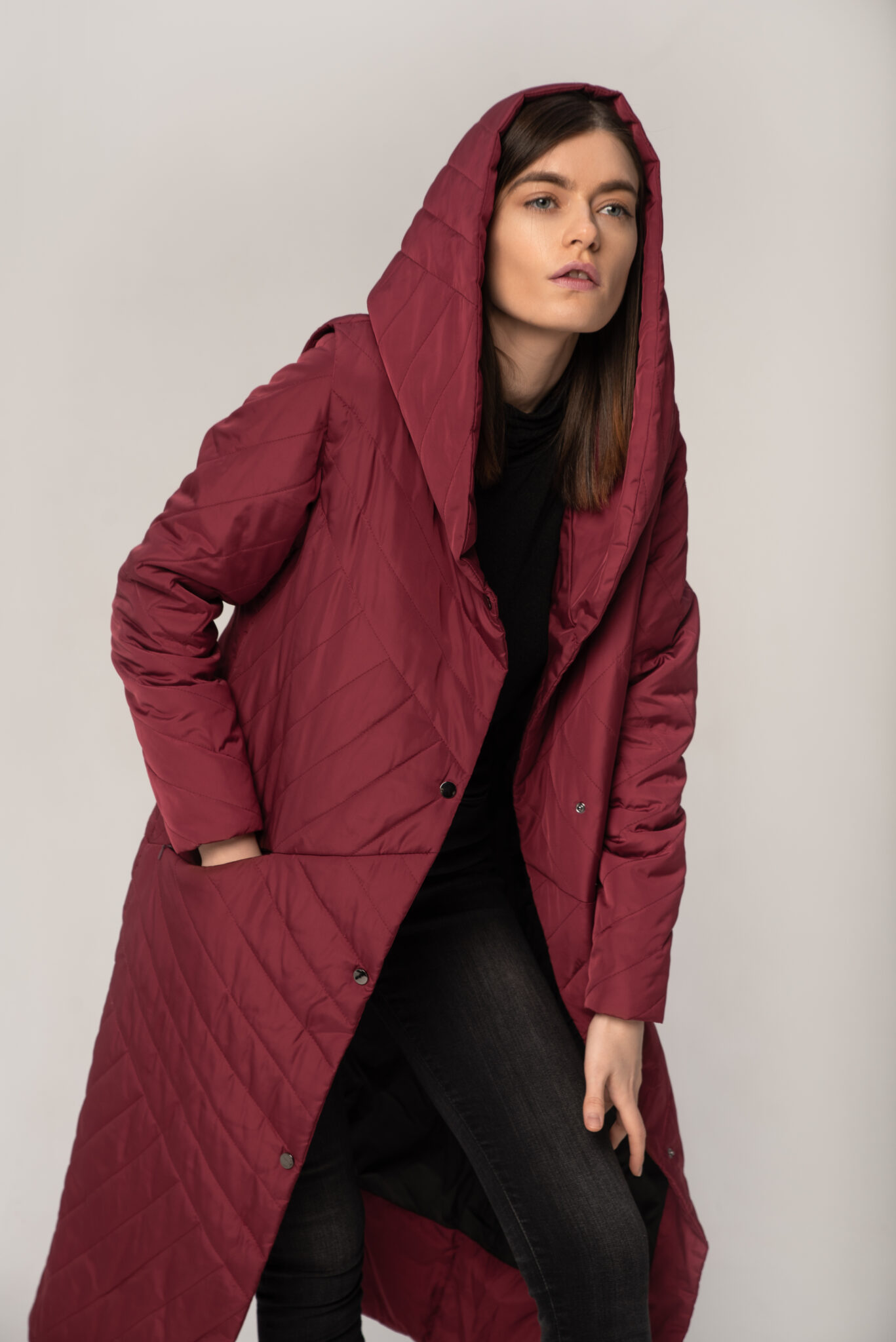 prinova bordo ilgas paltas